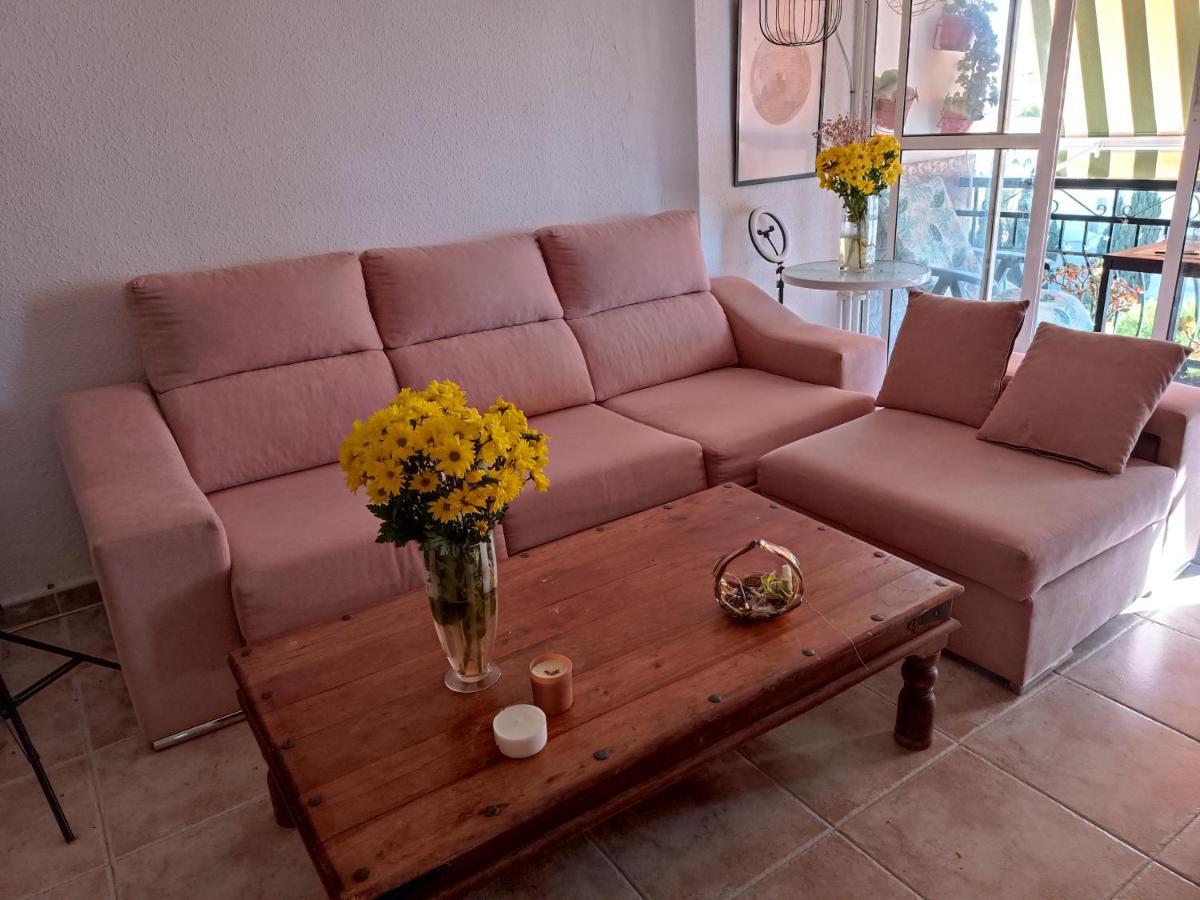 Coty'S Beach, Habitaciones En Casa Compartida Benalmadena Exterior photo